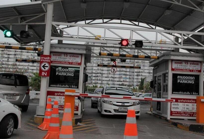 בית מלון כפרי Smart Residence @ Muengthongthani