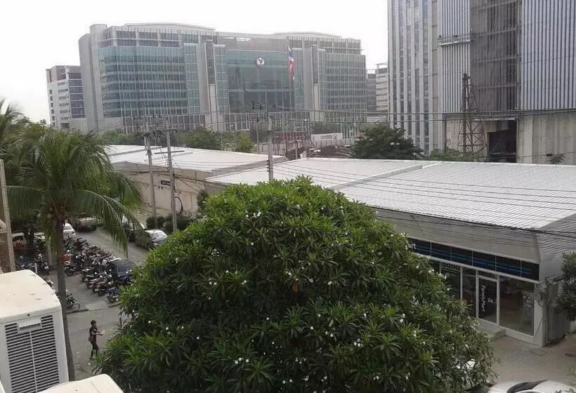 Hotelli Smart Residence @ Muengthongthani