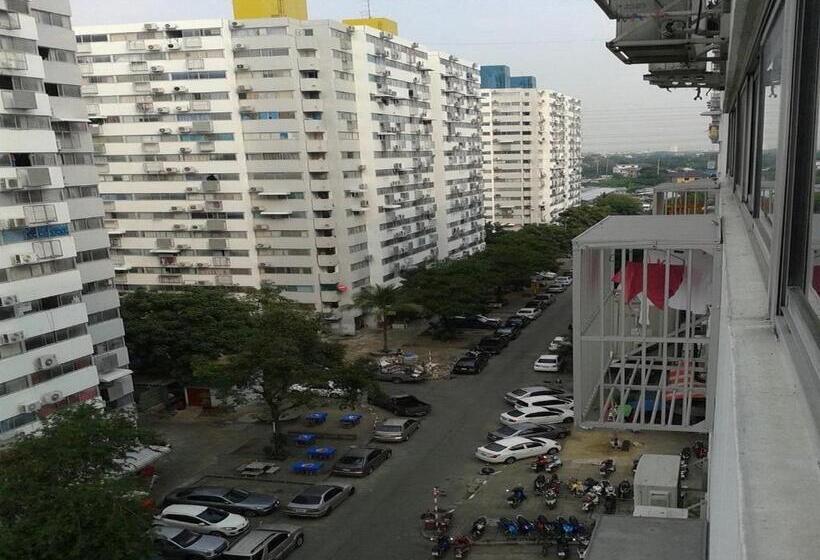 בית מלון כפרי Smart Residence @ Muengthongthani