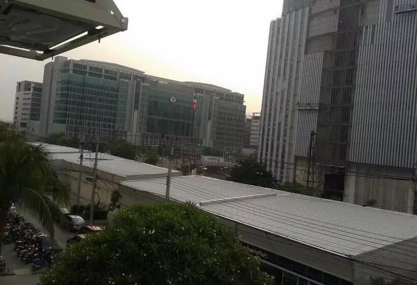 Hotelli Smart Residence @ Muengthongthani