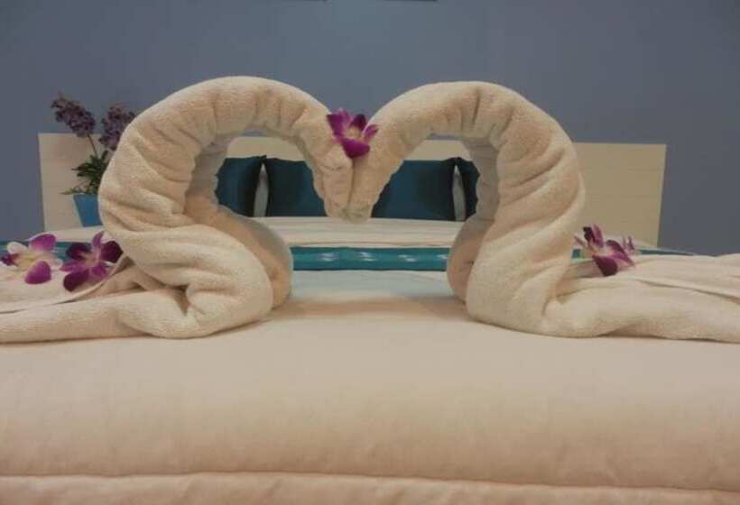 酒店 The Sky Condo