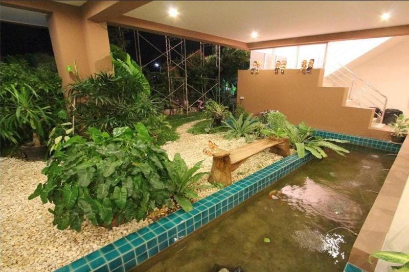 酒店 The Sky Condo