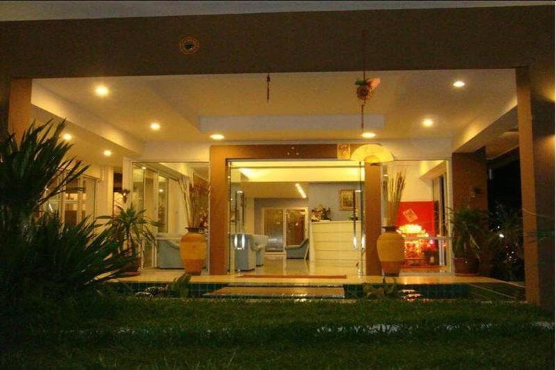 酒店 The Sky Condo