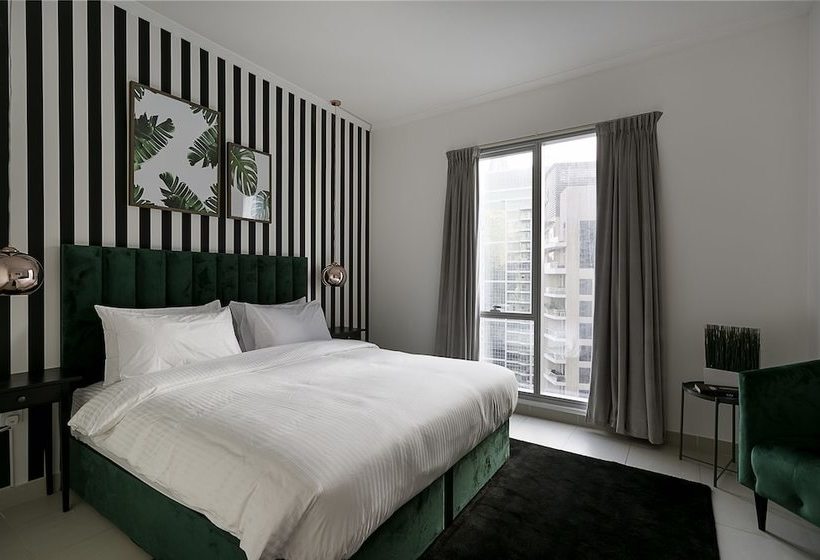 One Perfect Stay Aurora Tower