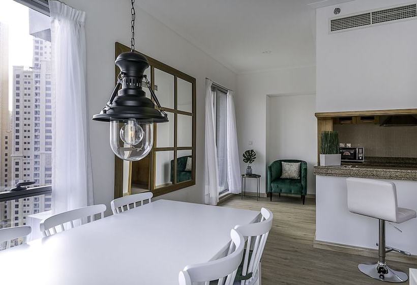 One Perfect Stay Aurora Tower