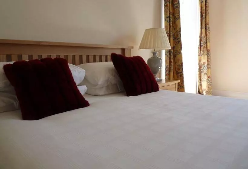 پانسیون Ardgye House