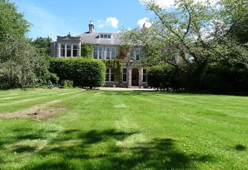 پانسیون Ardgye House