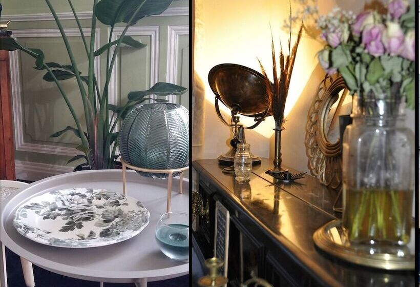 פנסיון Villa Colombier