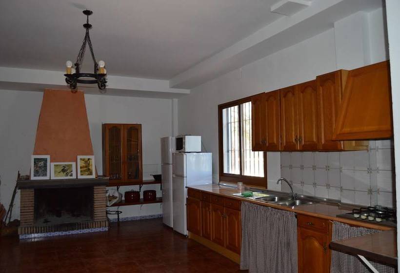 Albergue Font Del Tarragó