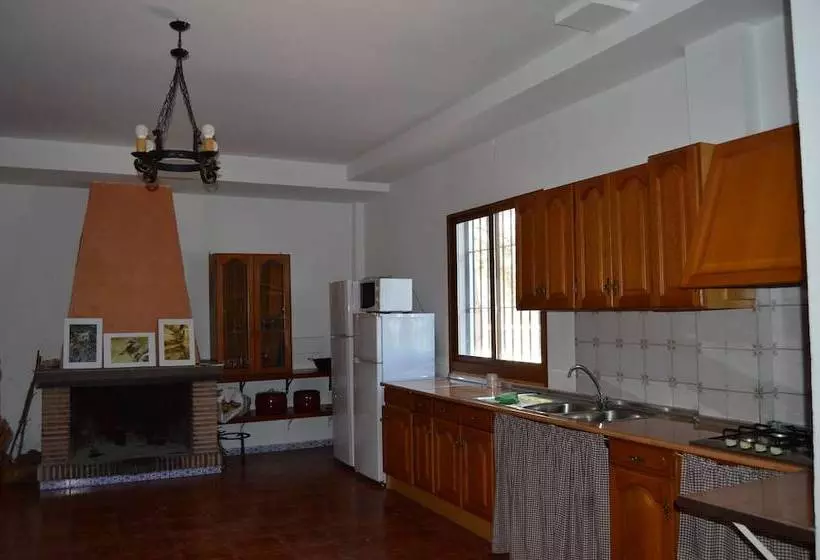 Albergue Font Del Tarragó