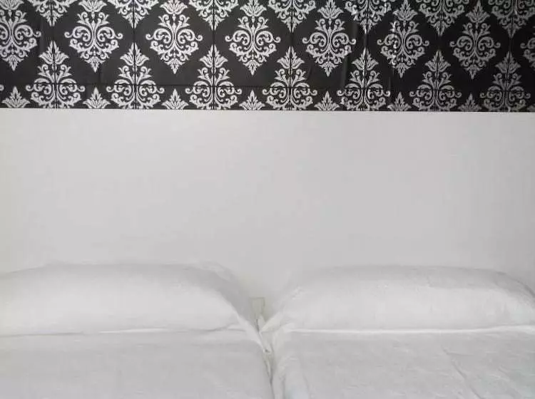 Apartamentos Estrella Del Alemar