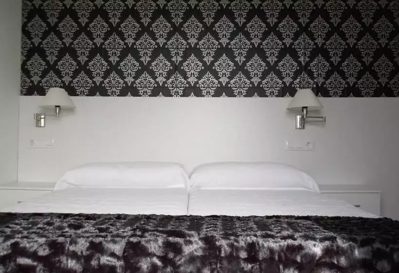 Apartamentos Estrella Del Alemar