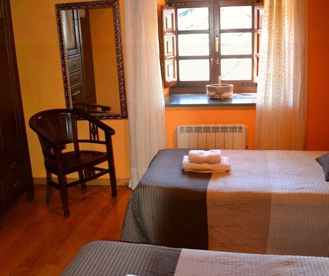 Apartamentos Rurales Ron