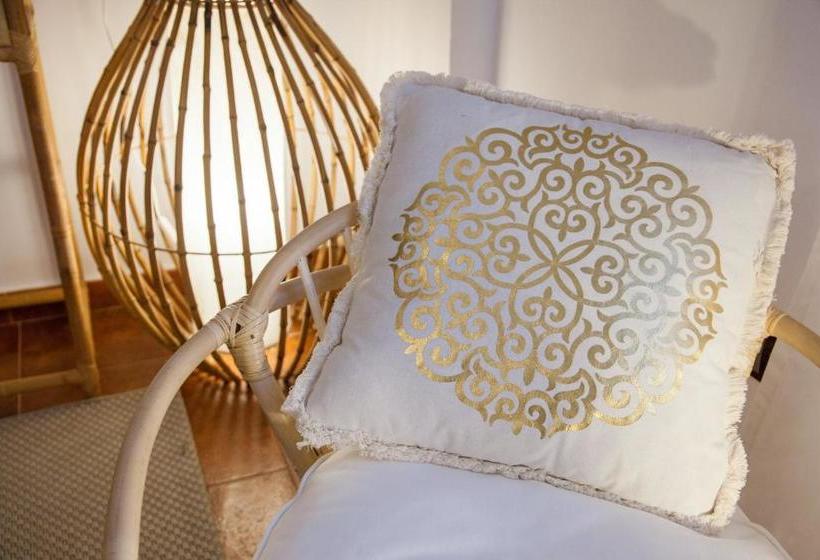 تختخواب و صبحانه Raices Del Sur