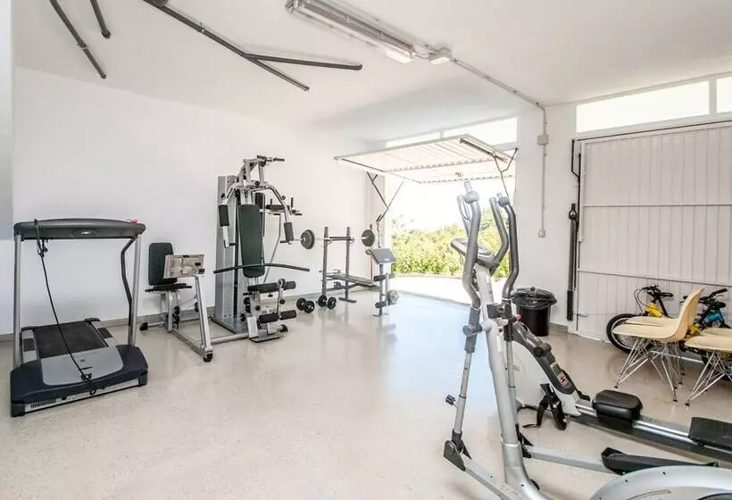 Cubo's Villa El Tejar