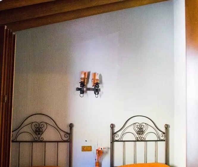 Hostal Restaurante Sierra De La Martina