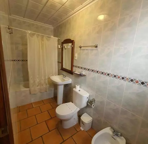 Hostelli Restaurante Venta Tomas