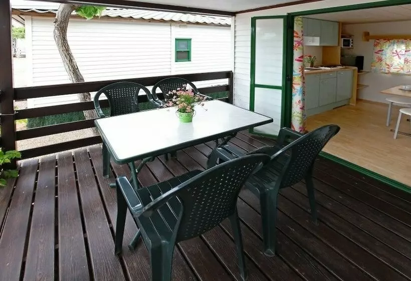 Hotelli Camping Clarà