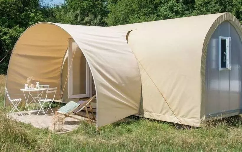 Hotelli Camping Clarà