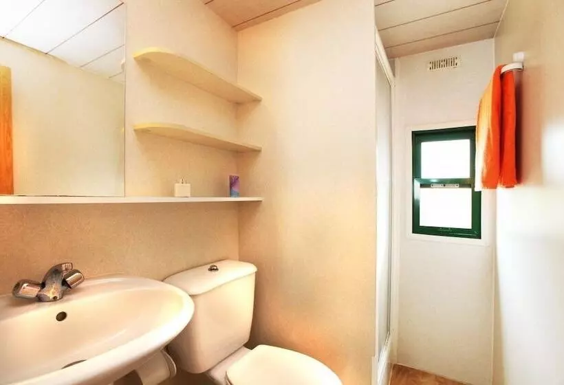 Hotelli Camping Clarà