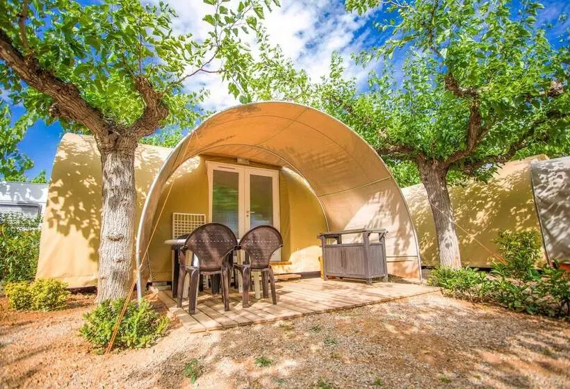 Hotelli Camping Clarà