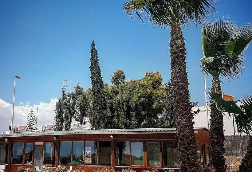 Hotelli Taiga Almeria Playa