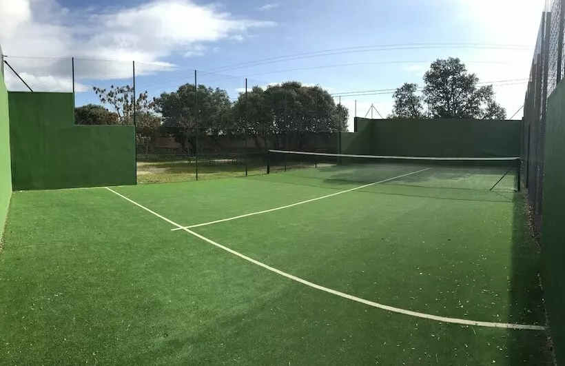 Hotelli Camping Pico De La Miel