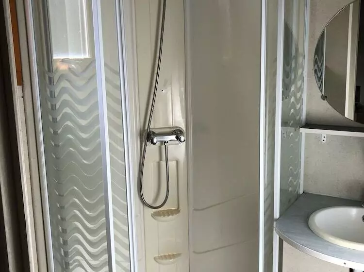 Hotelli Camping Pico De La Miel