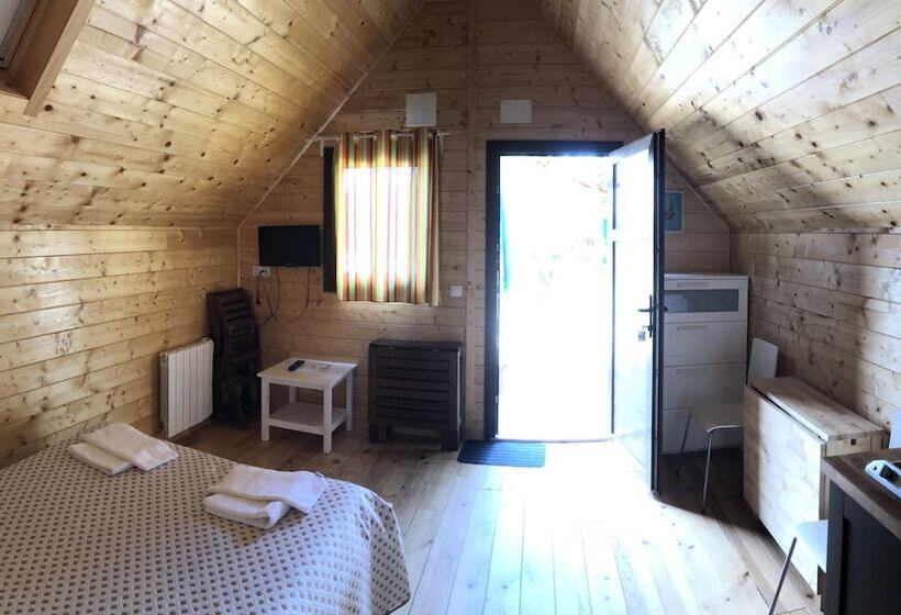 ホテル Camping Pico De La Miel