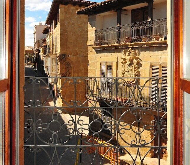 هتل Casona Del Boticario