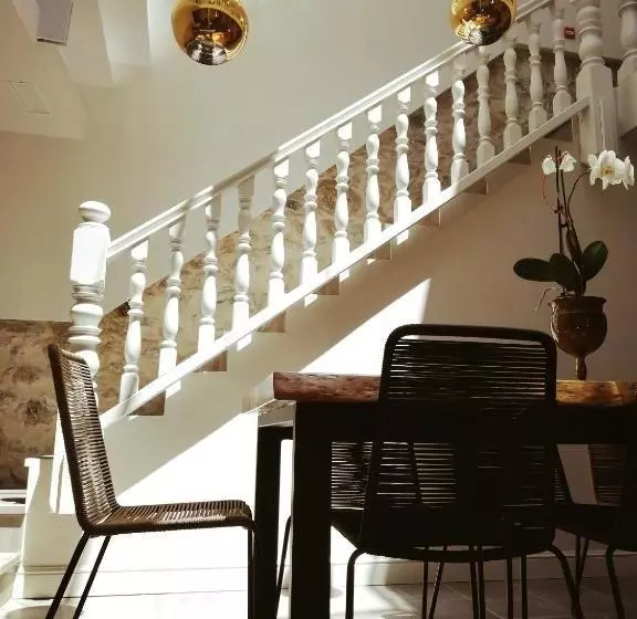 Hotelli Old Town Sxvi   Adults Only