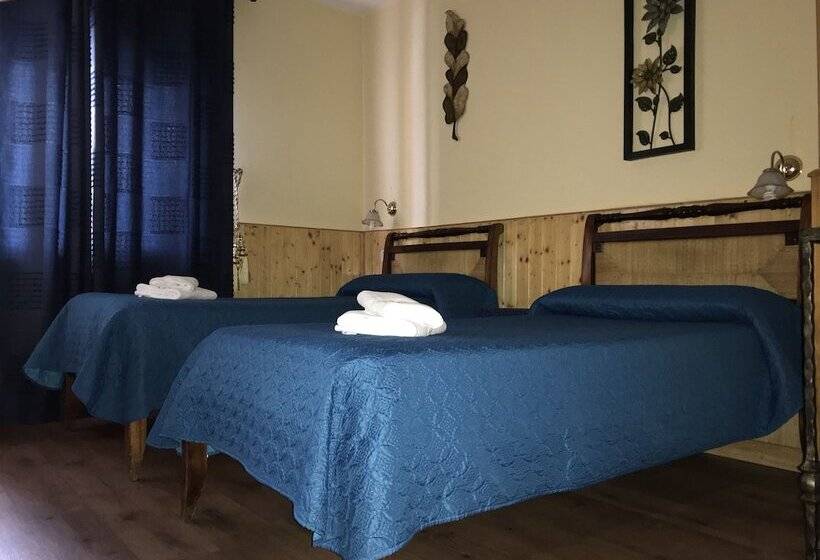 酒店 Hostal Puerto