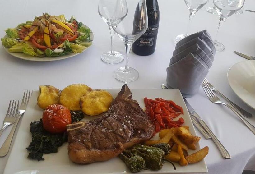 בית מלון כפרי Restaurante Dama De Baza