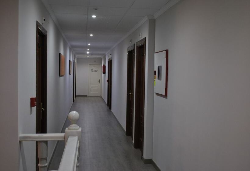 בית מלון כפרי Restaurante Dama De Baza