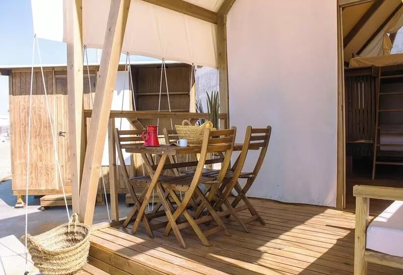 Hotelli Taiga Almeria Playa