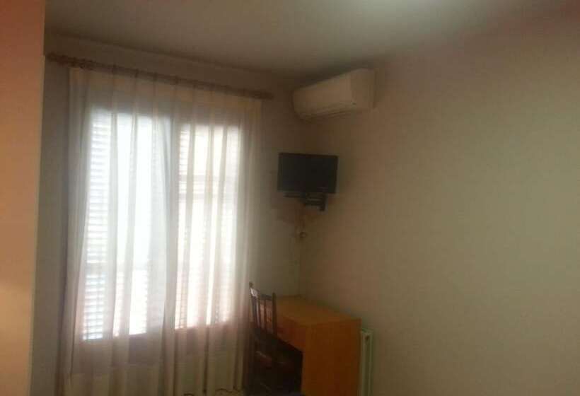 Пансион Hostal Can Jaume