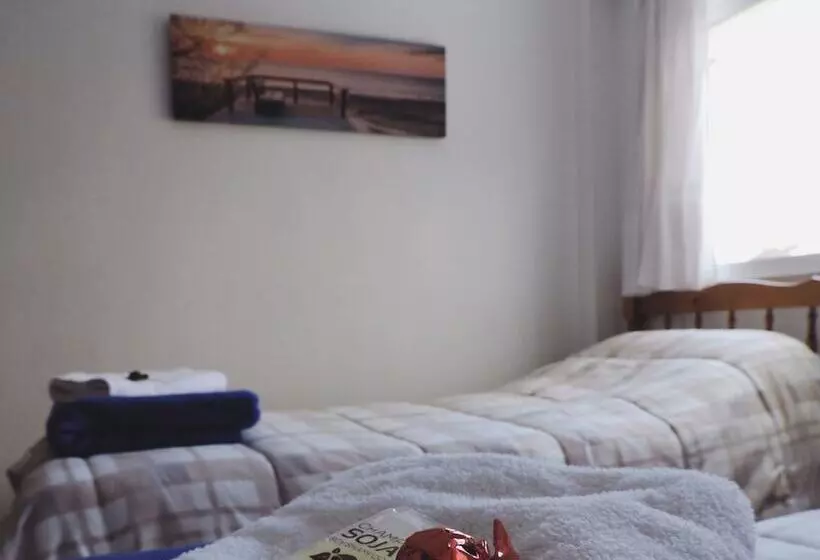 Majatalo Hostal Monreal