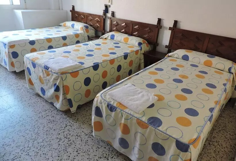 Majatalo Hostal Monreal