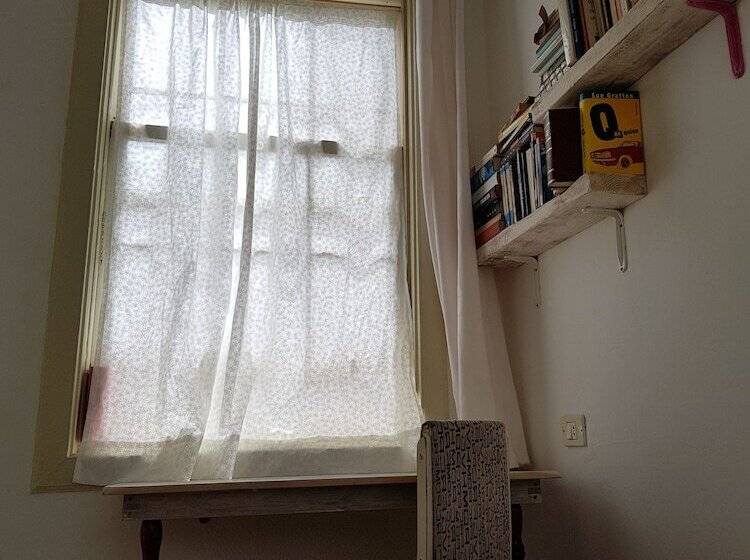 הוסטל Ratones De Biblioteca