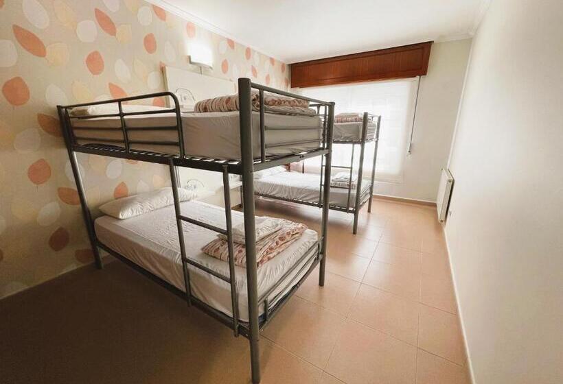 ユースホステル O Cruceiro