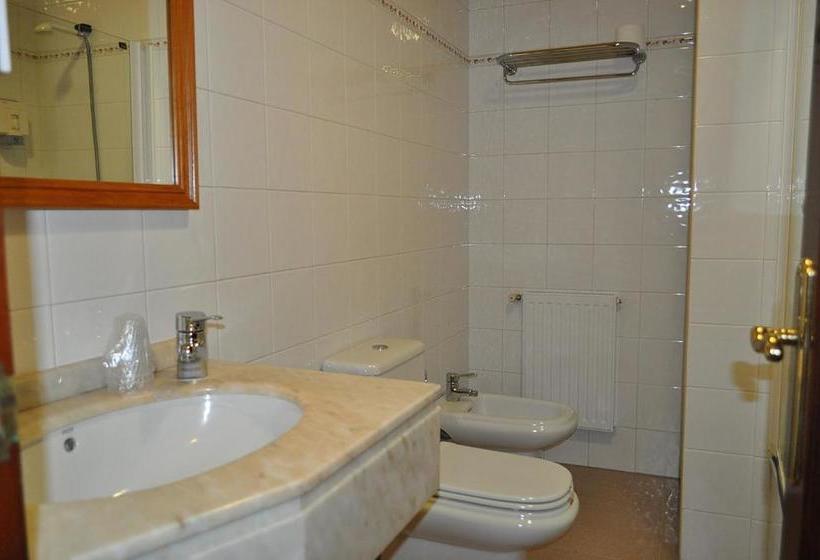 ユースホステル O Cruceiro