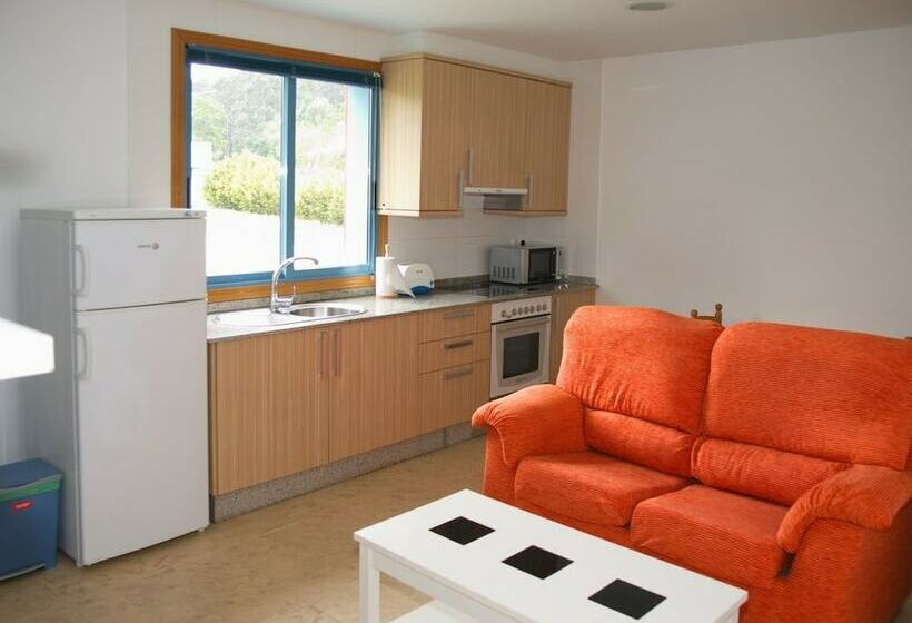 Albergue Villafranca   Hostel