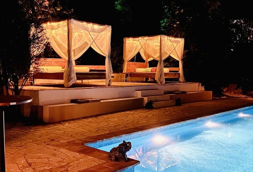 تختخواب و صبحانه Casa Baliza, Adults Only