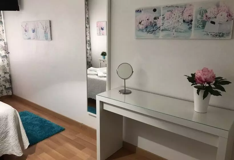 Bluu Hostal