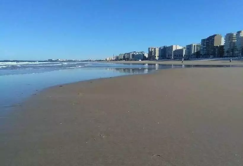 Casa Galuz, Entre La Sierra Y El Mar