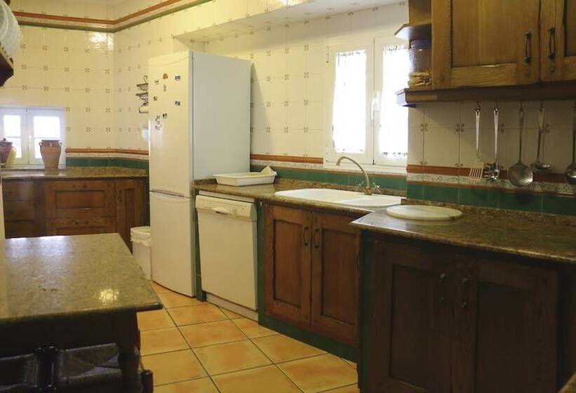 Casa Galuz, Entre La Sierra Y El Mar