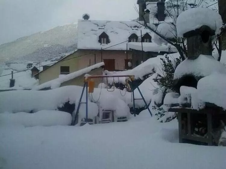 簡易ホテル Alojamiento Rural Ostau Era Nheuada