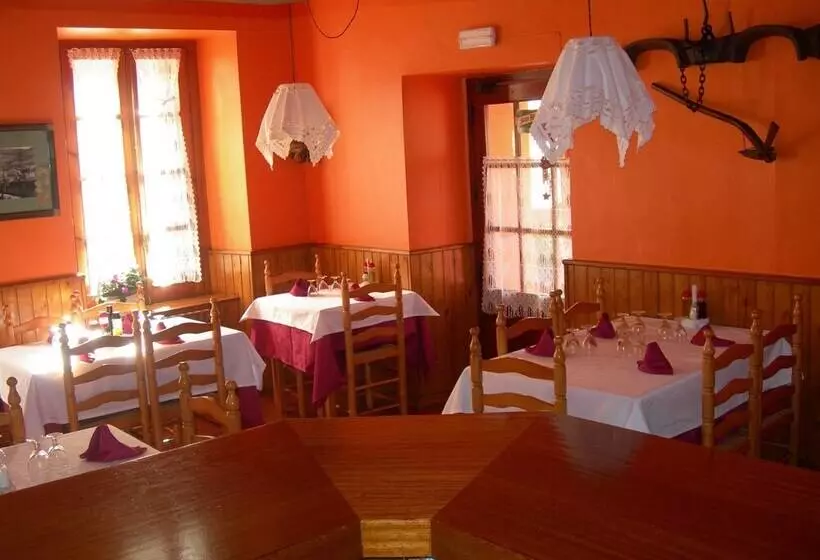 簡易ホテル Alojamiento Rural Ostau Era Nheuada