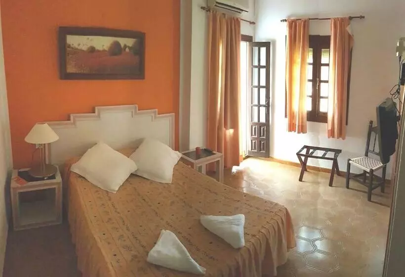 Hostal Los Arcos