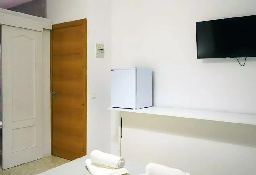 Hostal Trafalgar